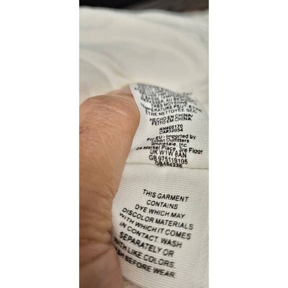 Free People White Logan Button Fly Hi-Rise Denim Shorts Size 29 - Picture 9 of 11